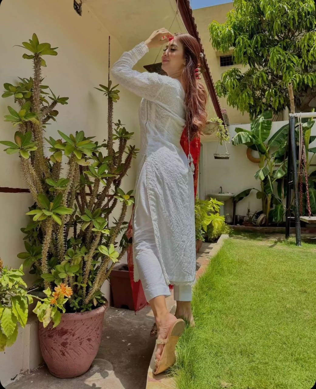 Discreet Escort Services Karachi